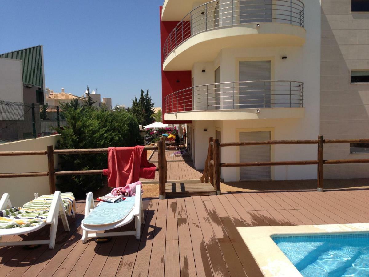 Condominio Olhos D'Agua T1 - Praia, Sol E Felicidade ออยุส ดิ อากวา ภายนอก รูปภาพ